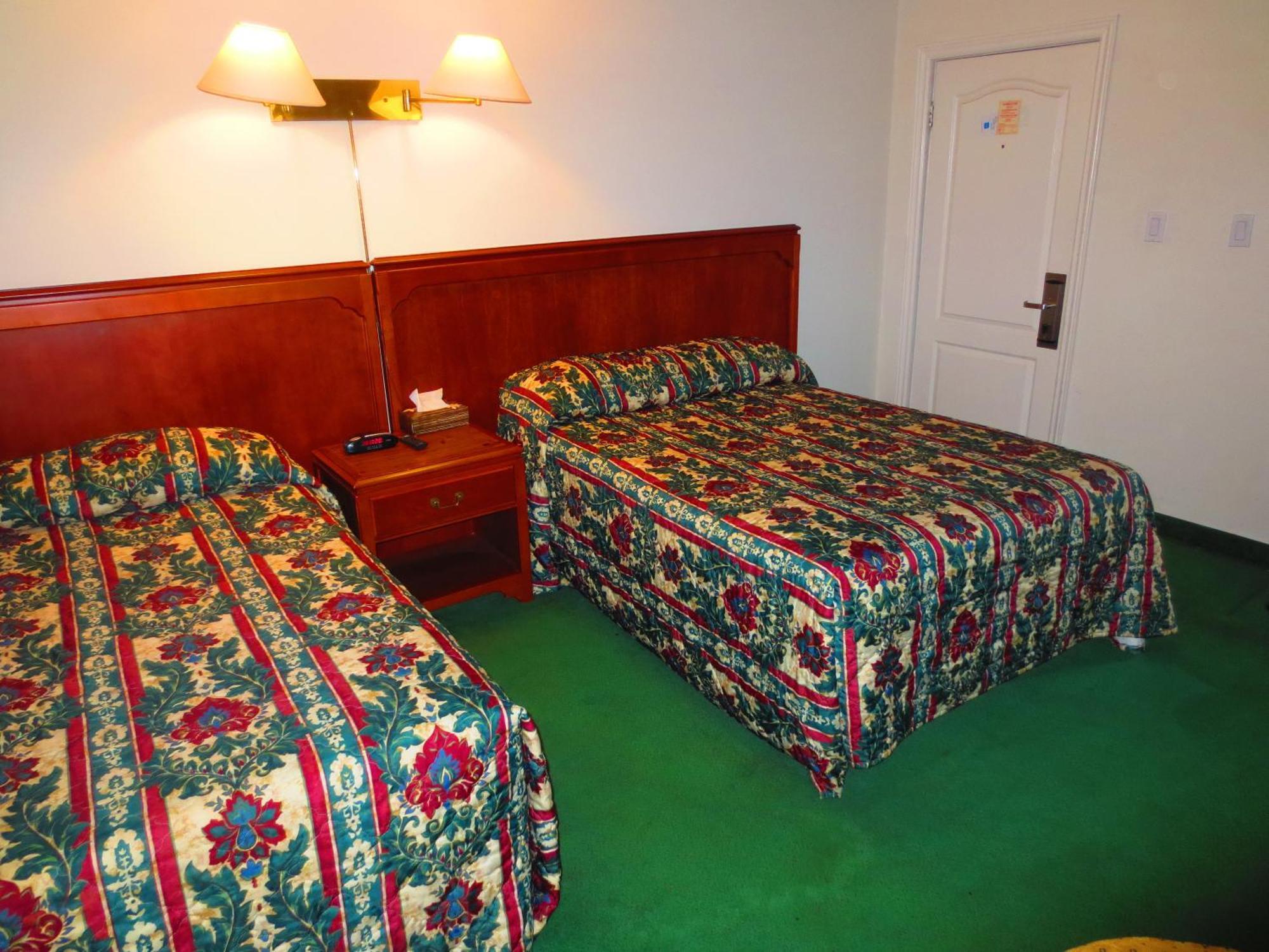 Canadiana Motel Hanover Eksteriør billede