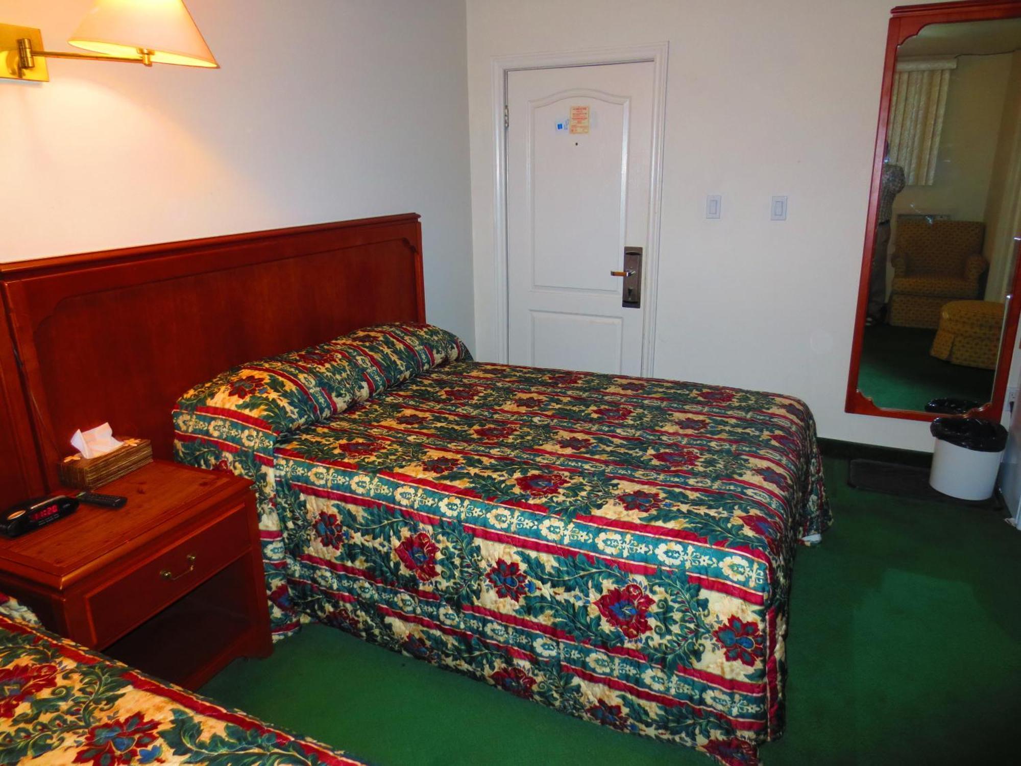 Canadiana Motel Hanover Eksteriør billede