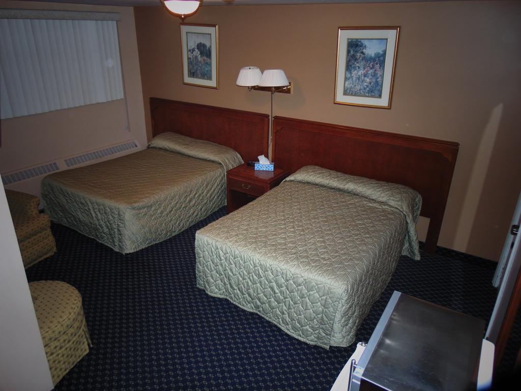 Canadiana Motel Hanover Eksteriør billede
